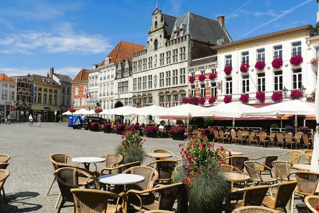 Over Bergen op Zoom Bergen op Zoom-2